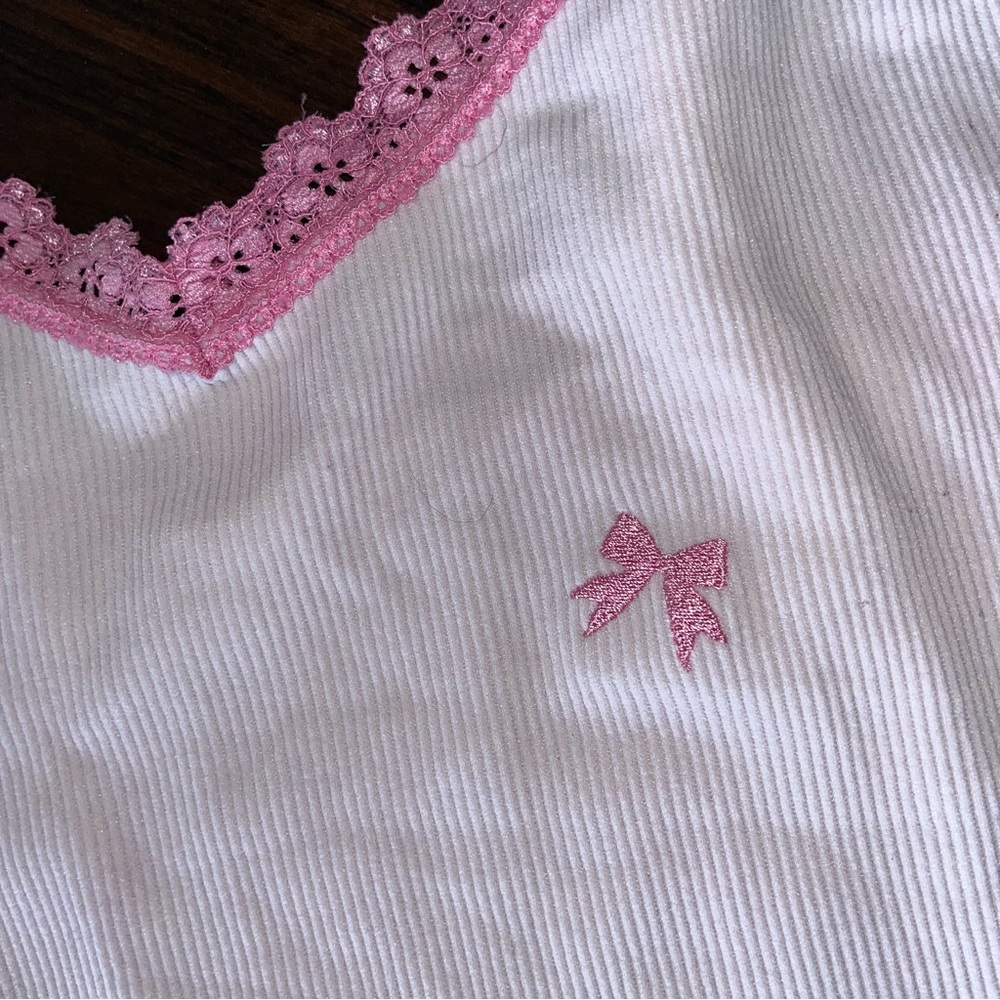 Vintage Y2K VS Pink Lace Cami - Picture 2 of 4